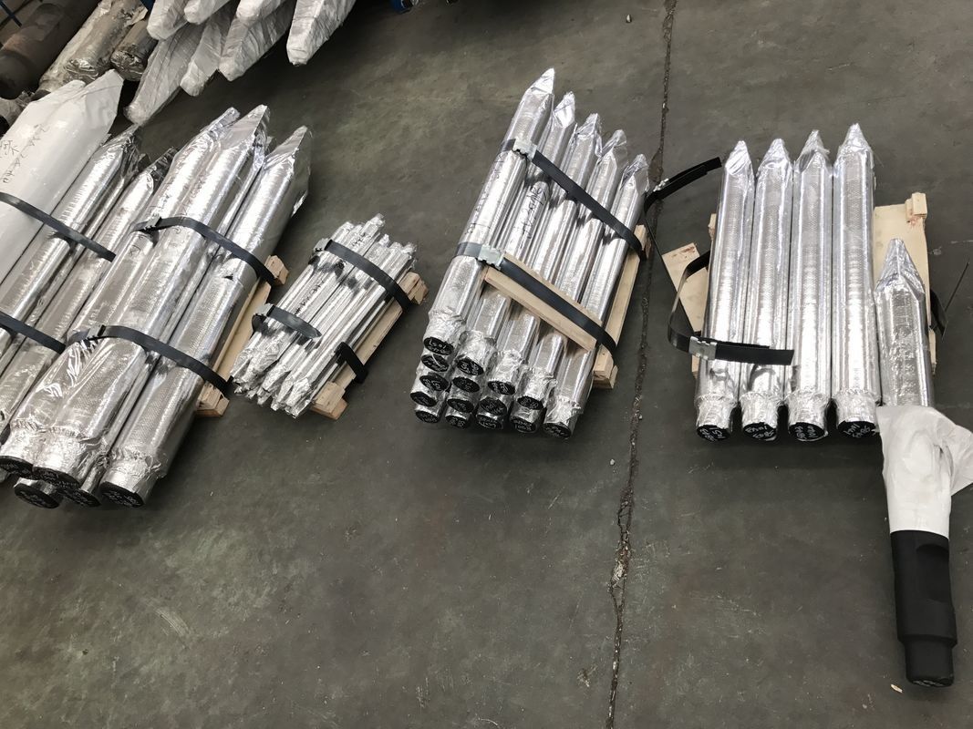 로크 해머 시일런트 타입 하이드로릭 브레이커 해머 치젤 75mm 회색